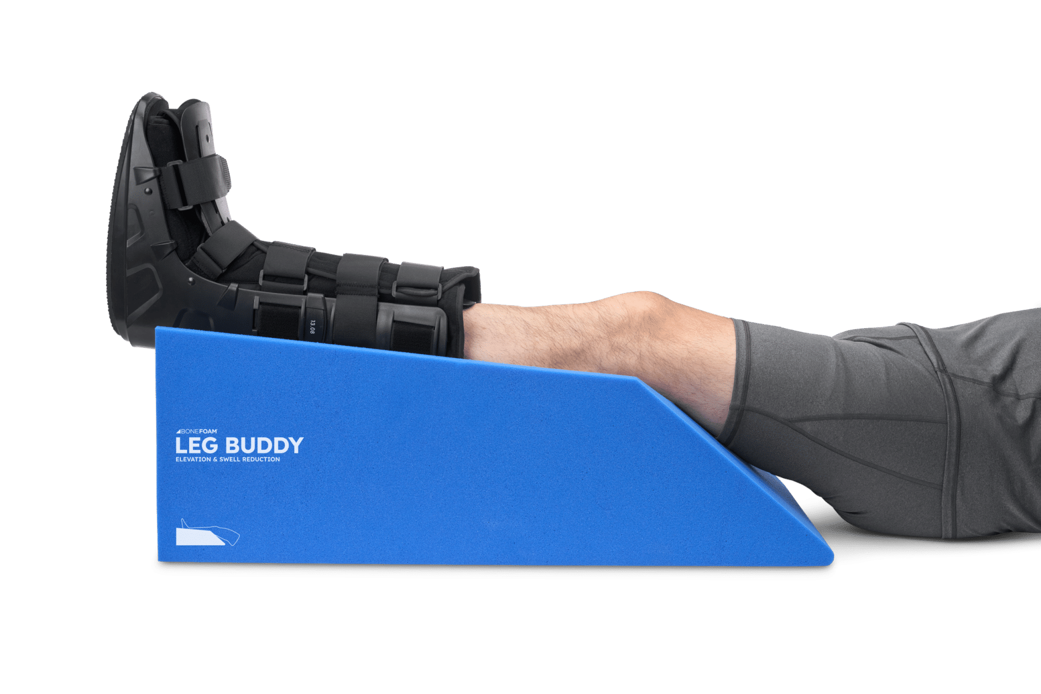 LegBuddy_925.ERLE_R_ProfileMaleWithSplint_2625_RGB_transparent_bg